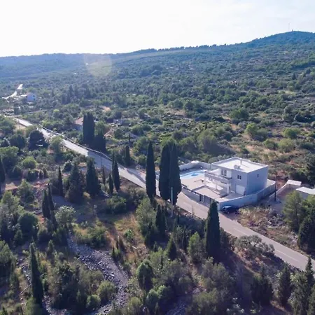 Blazen Villa