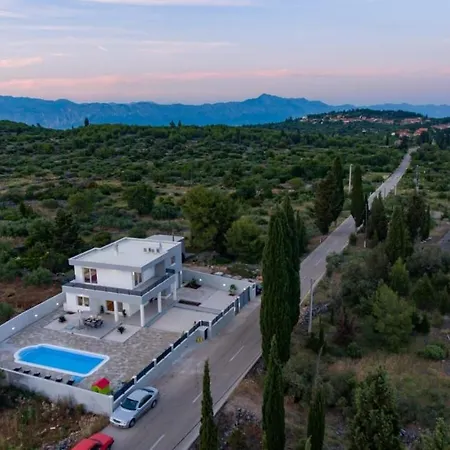 Villa Blazen *