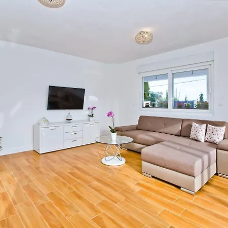 Villa Blazen *