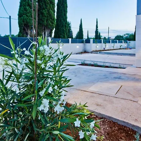 Villa Blazen Bogomolje